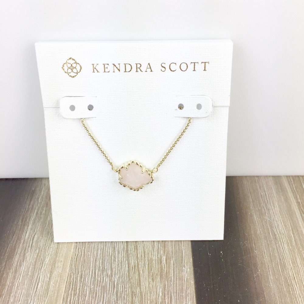 Kendra Scott Tess rose quartz gold necklace